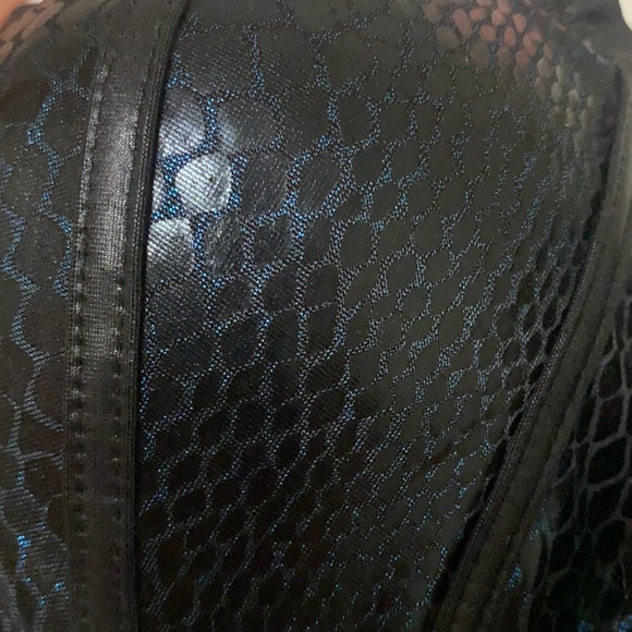 Bra - Picture 3 of 4